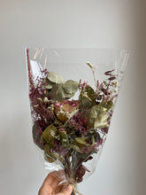 Load image into Gallery viewer, Dried  Bouquet