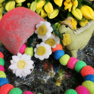 Handmade Hanging Fair trade Felt Pot o' Daisies Decoration