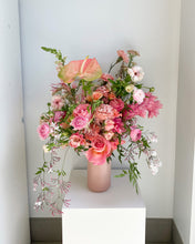 Load image into Gallery viewer, Vase Arrangement for Mama