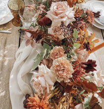 Load image into Gallery viewer, Christmas Low Table Centerpiece